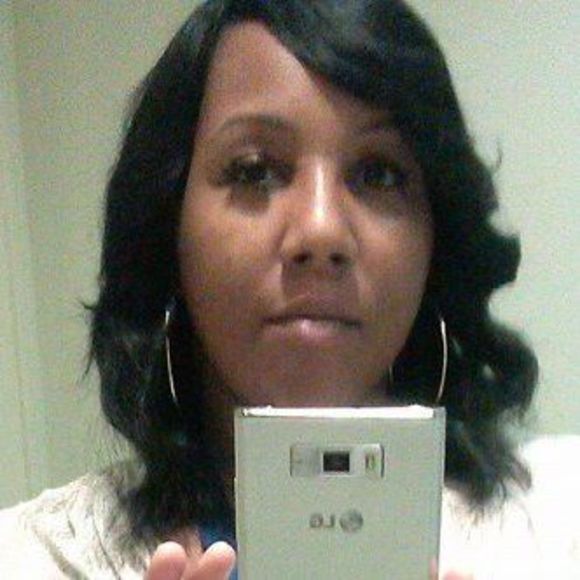 Meet your Posher, Rashida - Picture 1 of 1